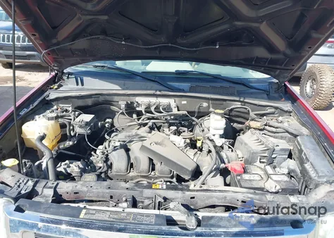 2008 Ford Escape Xlt из США, поврежденный, VIN 1FMCU93138KB42204